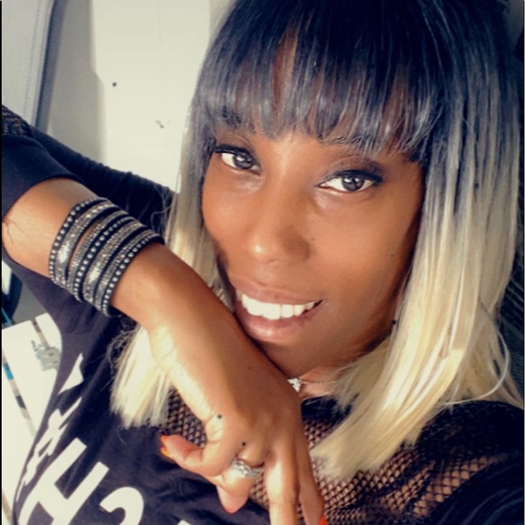 Meet your Posher, Teresa - Picture 2 of 3